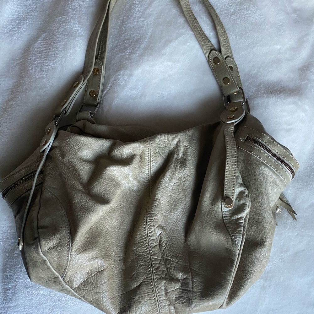COPY - REGINA ITALIAN LEATHER HANDBAG!!